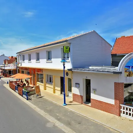 De L'ocean Отель Нотр-Дам-де-Мон