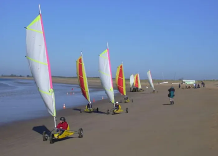 De L'ocean Отель Нотр-Дам-де-Мон